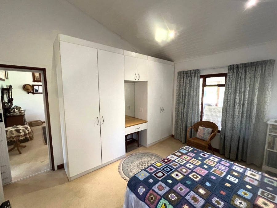 2 Bedroom Property for Sale in Harkerville A H Western Cape